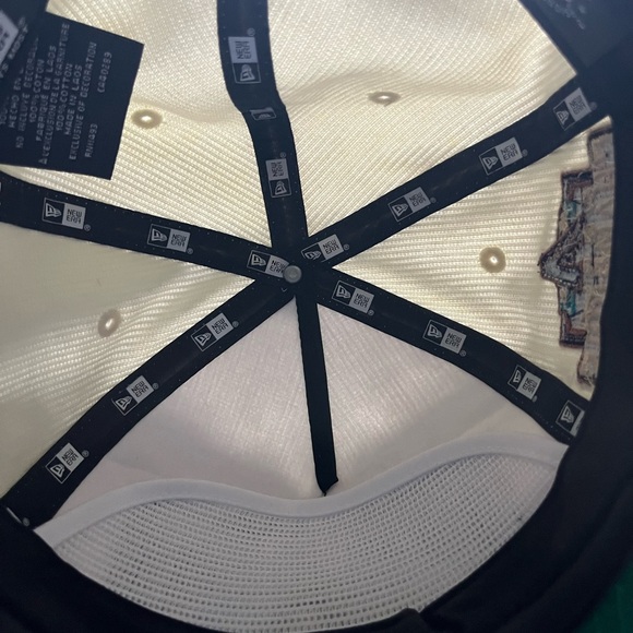 Arizona Diamondbacks New Era Golfer Corduroy SnapBack Cap - Picture 8 of 11